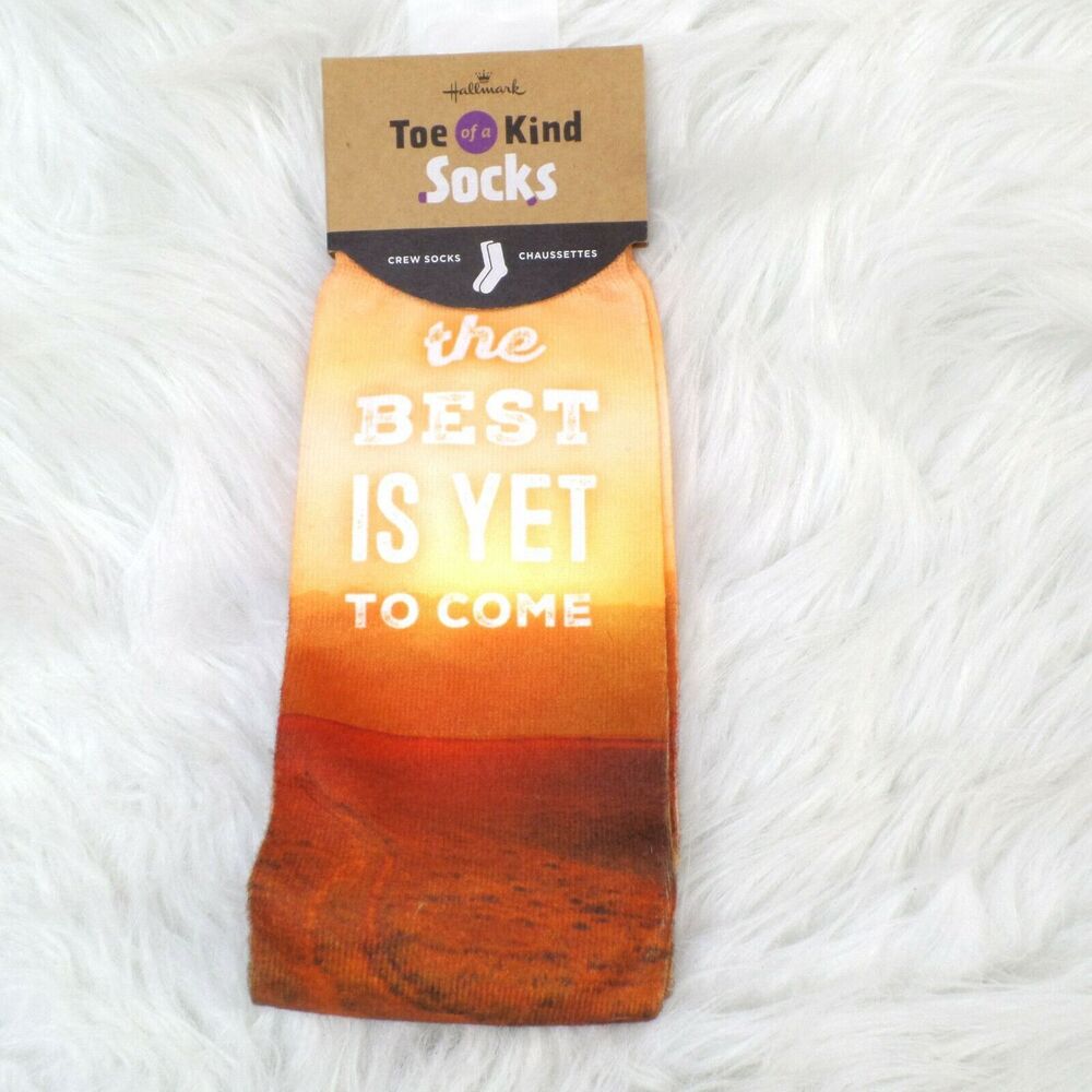Hallmark Toe of a Kind The Best is Yet to Come Zen Ocean Crew Socks New